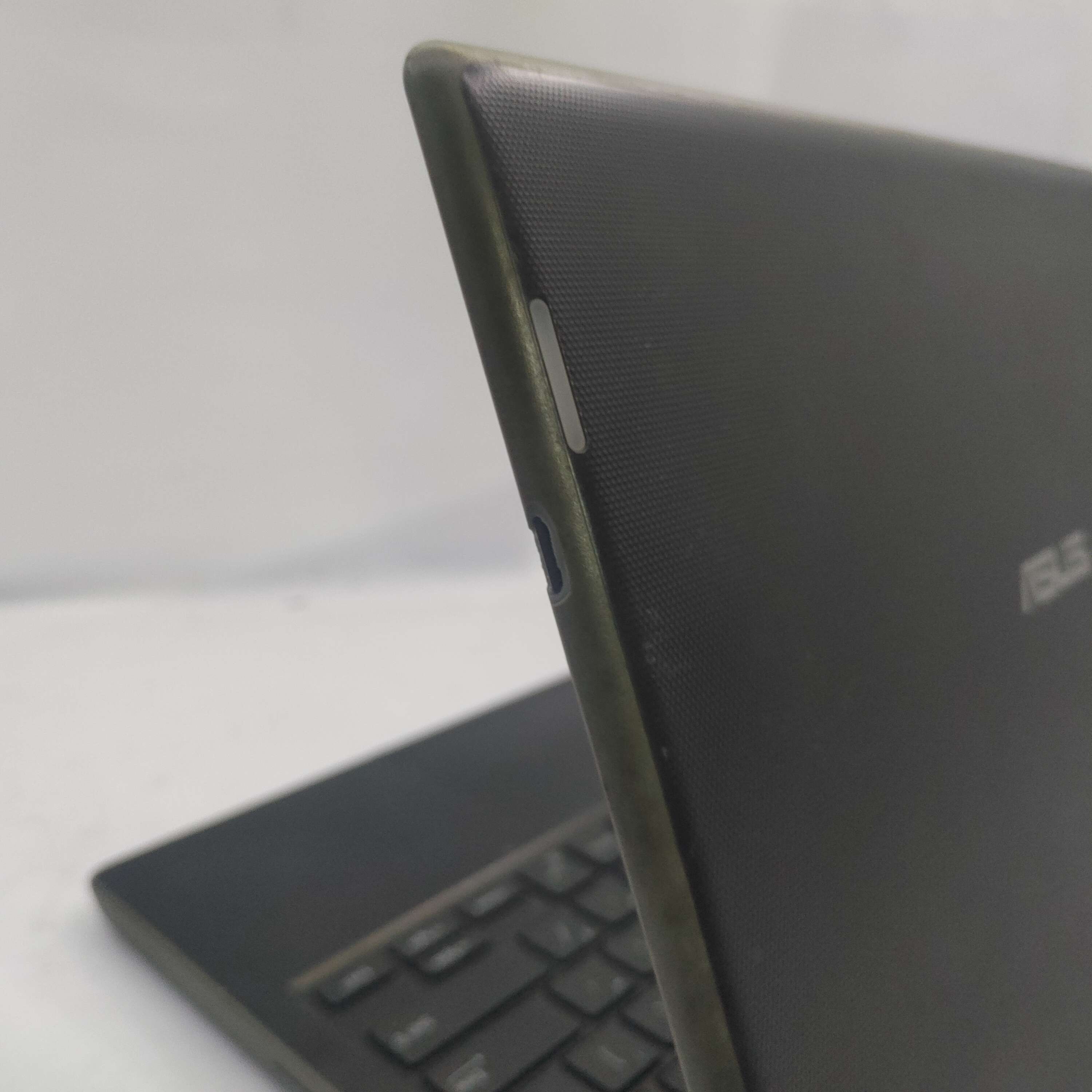 Mulus - Asus BR1100CK