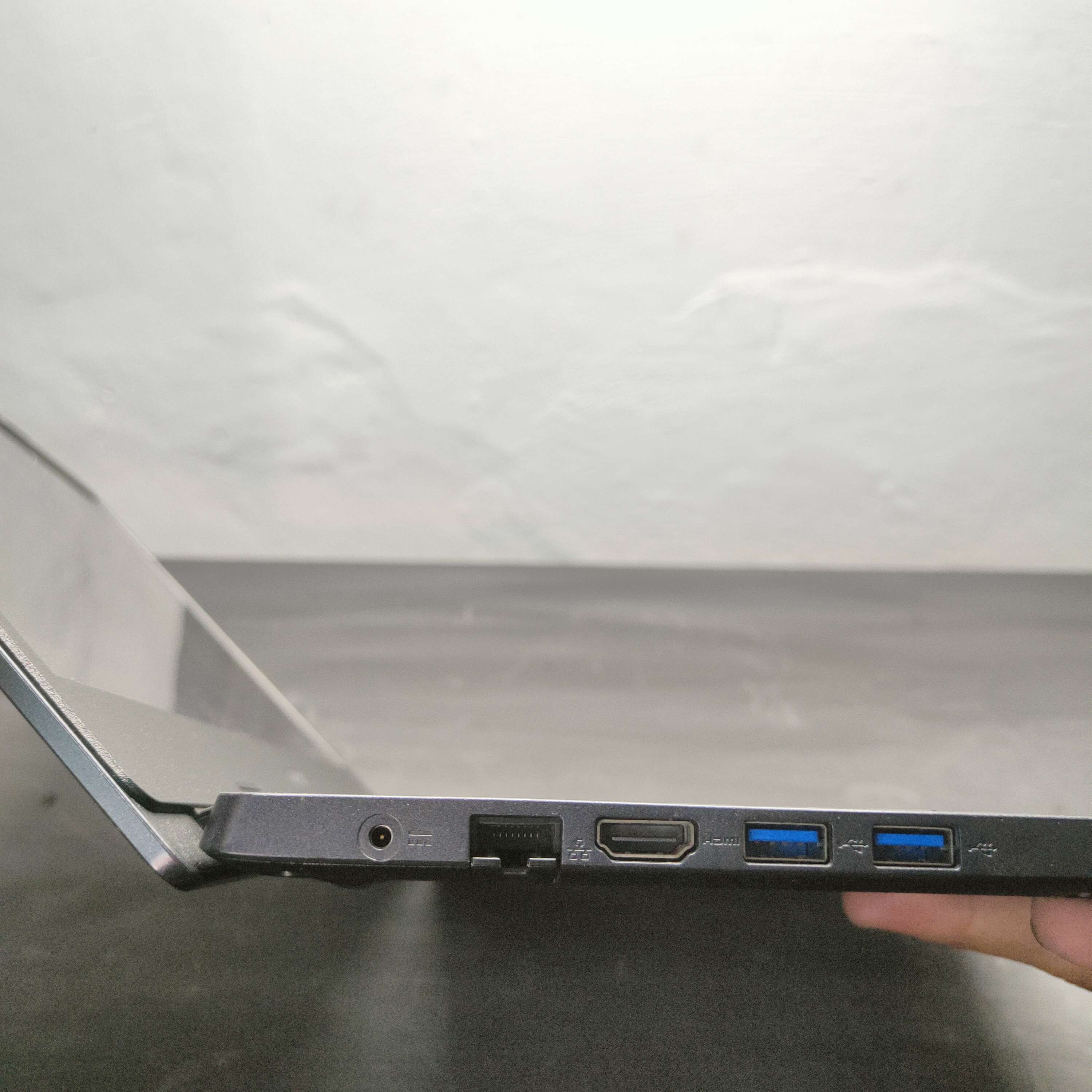 Acer Aspire A314 AMD Ryzen 3 3250U with Radeon Graphics Ram 8 SSD 256 GB