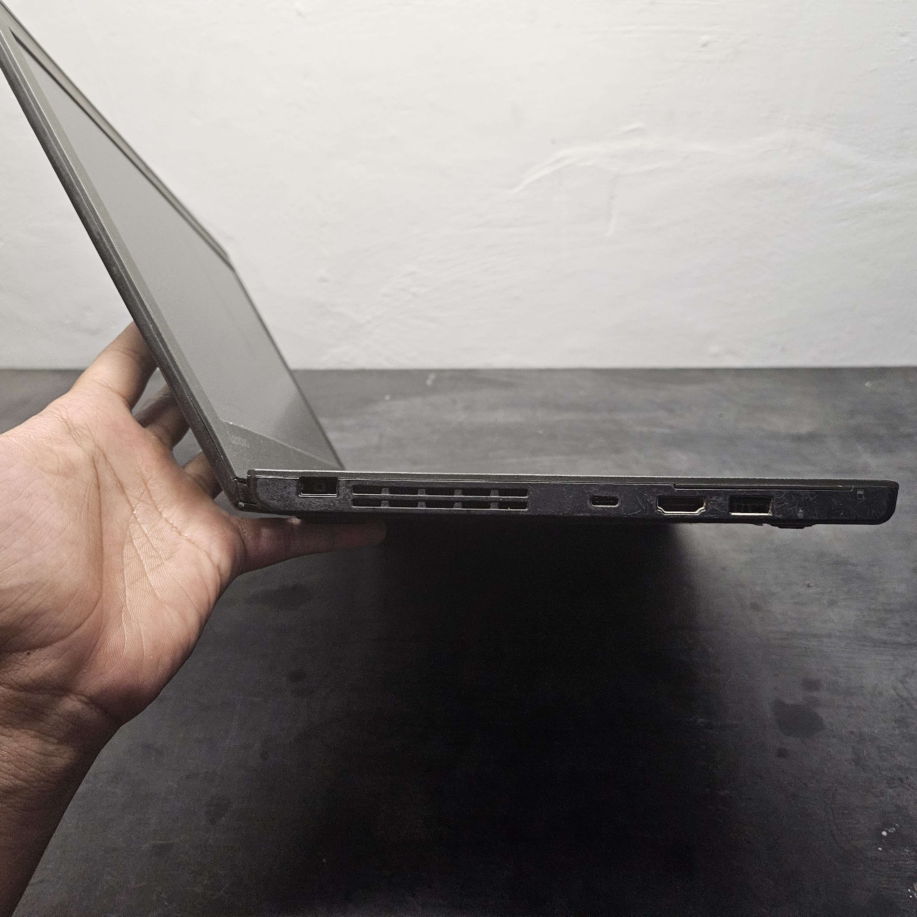 Thinkpad x270 CORE i5 gen 7 Keyboard BACKLIGHT